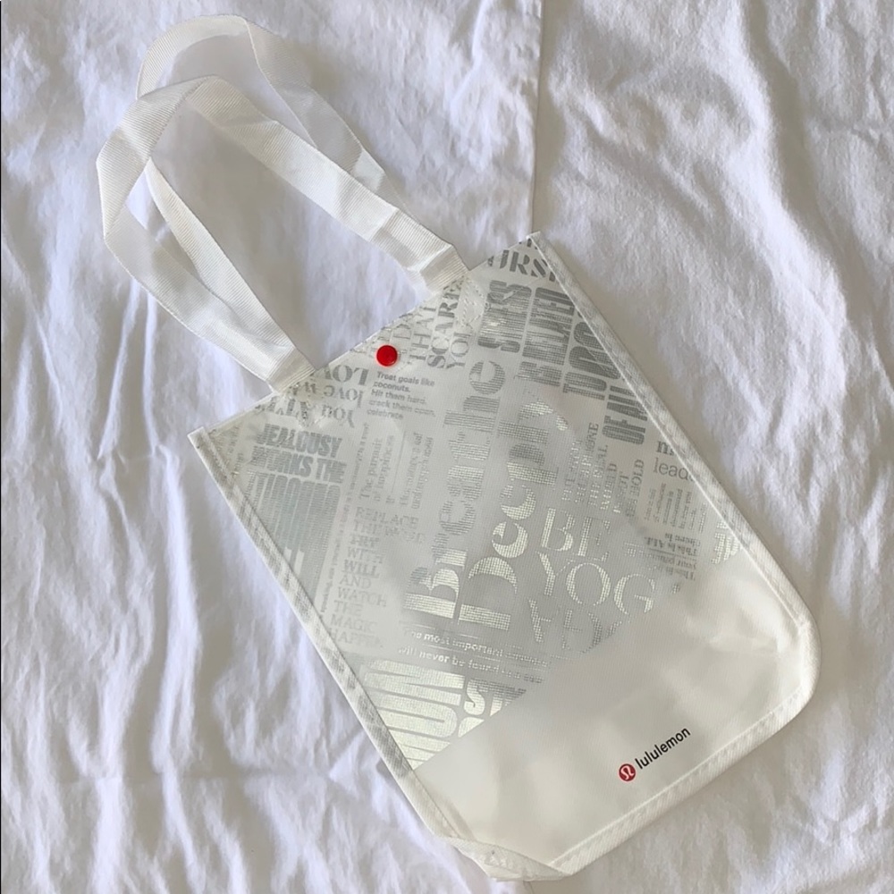 Lululemon bag